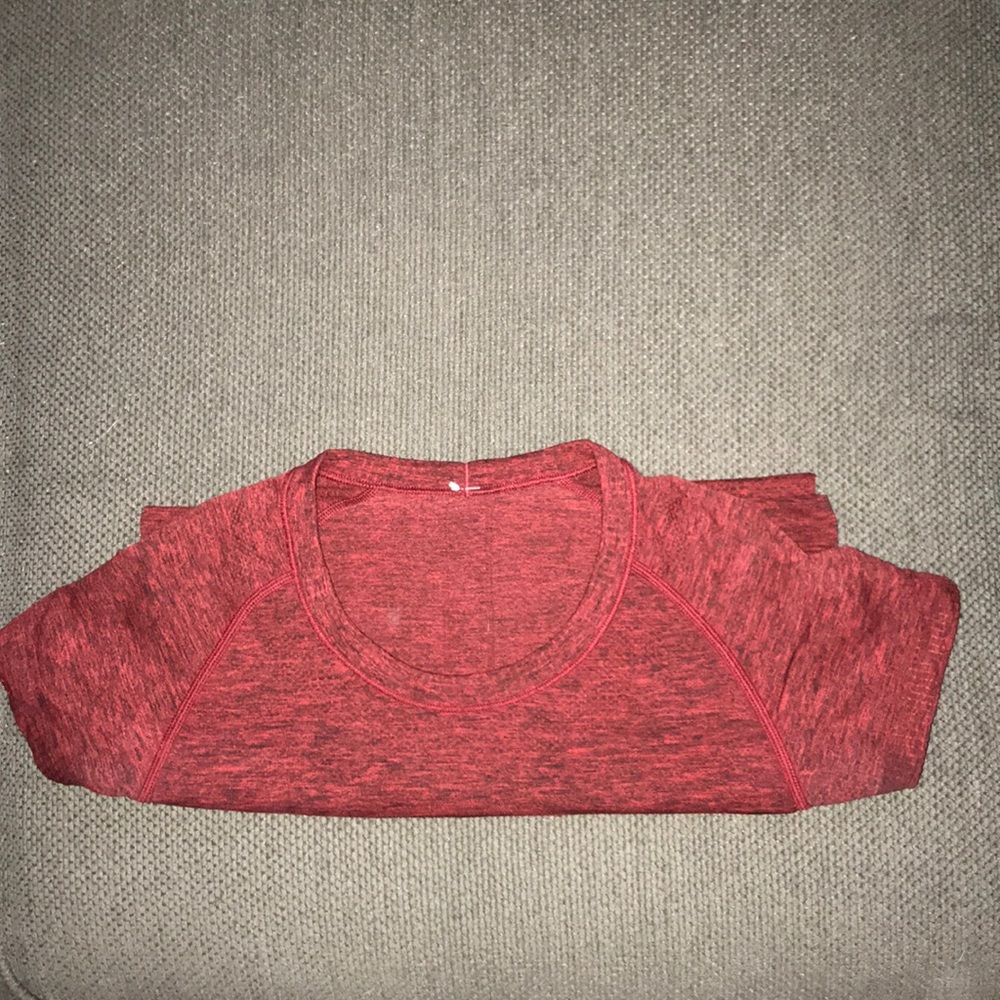 Red lulu lemon top